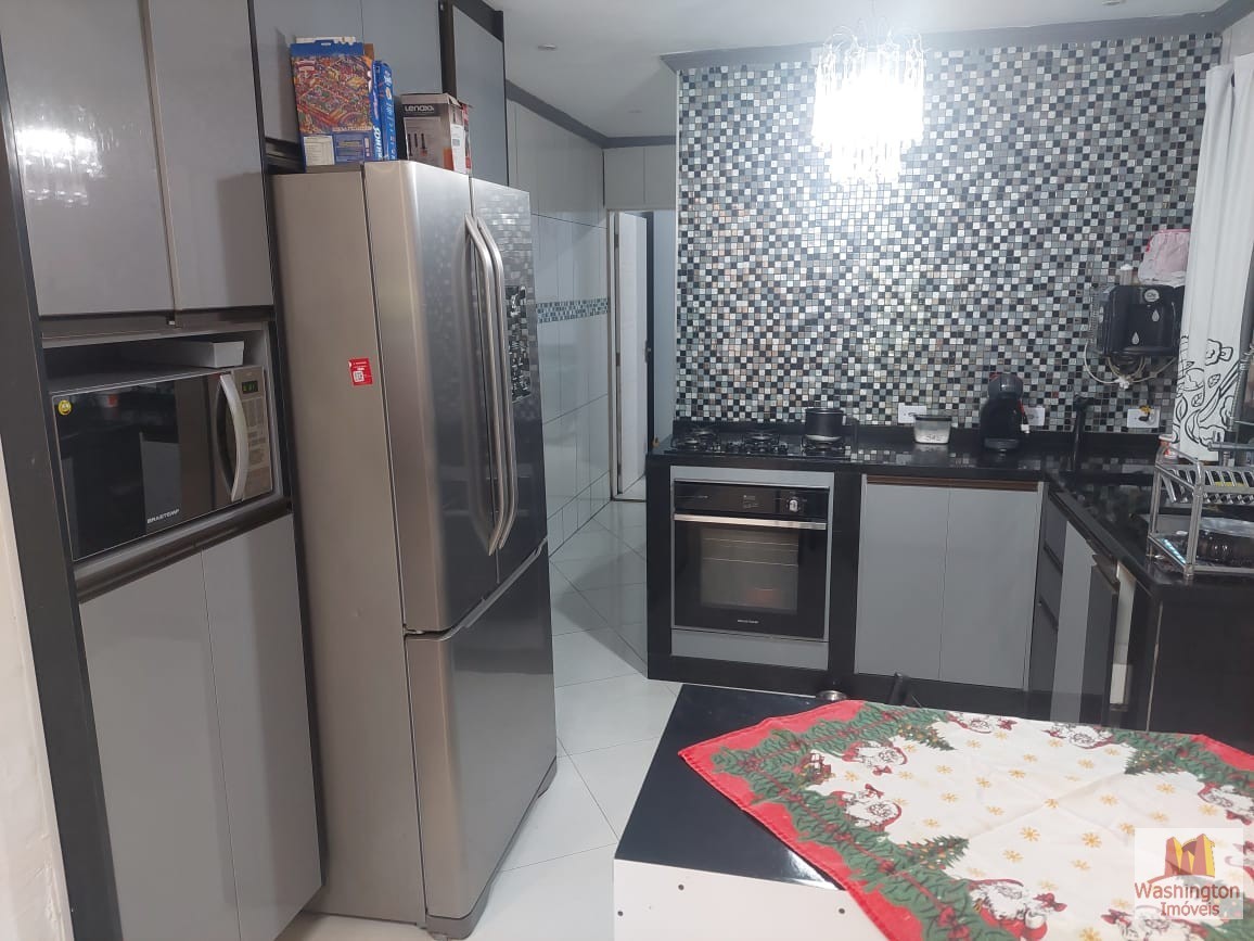 Sobrado Mogi das cruzes  / Vila nova aparecida